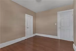 1070 Main St, West Warwick, RI 02893 - Photo 12