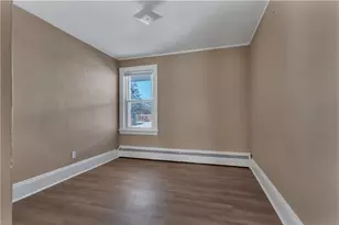 1070 Main St, West Warwick, RI 02893 - Photo 10
