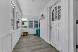 1070 Main St, West Warwick, RI 02893 - Photo 18