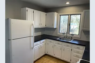 12 Beacon Street, Westerly, RI 02891 - Photo 6