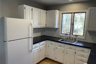 12 Beacon St, Westerly, RI 02891 - Photo 6