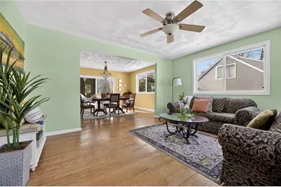 36 Sachem Road, Narragansett, RI 02882 - Photo 2