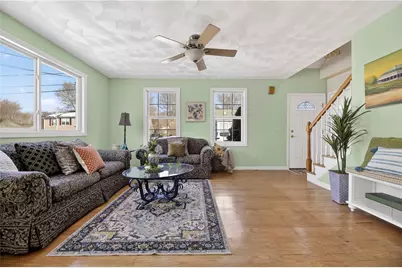 36 Sachem Road, Narragansett, RI 02882 - Photo 4