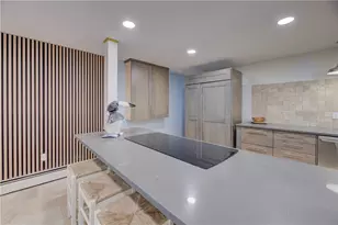 66 Girard Ave, Newport, RI 02840 - Photo 8