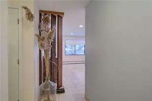 66 Girard Ave, Newport, RI 02840 - Photo 2