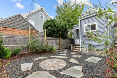 31 Slocum Street, Newport, RI 02840 - Photo 26
