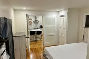 31 Slocum St, Newport, RI 02840 - Photo 10