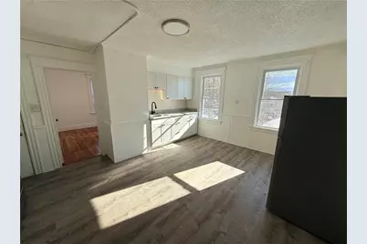 251 Transit Street #2R, Woonsocket, RI 02895 - Photo 4