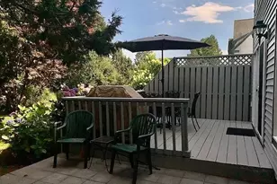 70 Houston Ave, Newport, RI 02840 - Photo 10