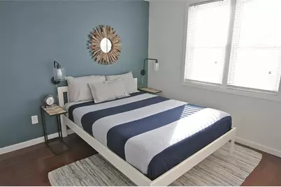 70 Houston Avenue #70, Newport, RI 02840 - Photo 8