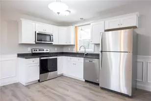 6 Mainella St, North Providence, RI 02904 - Photo 2