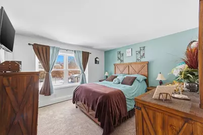 8 Wall Street, Westerly, RI 02891 - Photo 12