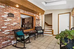 33 Detroit Ave, Warren, RI 02885 - Photo 4