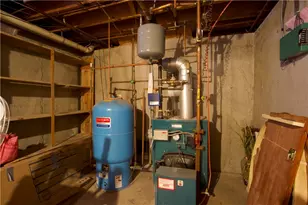 33 Detroit Ave, Warren, RI 02885 - Photo 34