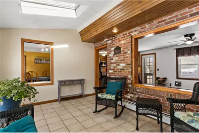 33 Detroit Avenue, Warren, RI 02885 - Photo 6