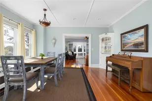 127 W Main Rd, Middletown, RI 02842 - Photo 6