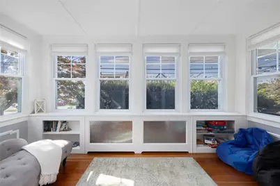 127 West Main Road, Middletown, RI 02842 - Photo 10