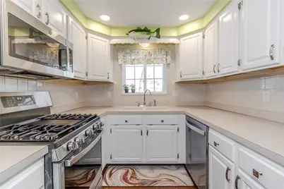 25 Marigold Circle #25, North Providence, RI 02904 - Photo 10