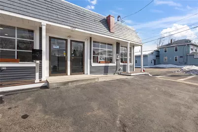 1692 Warwick Avenue, Warwick, RI 02889 - Photo 2