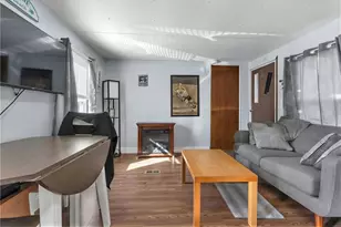 743 Forest Park Ave, Middletown, RI 02842 - Photo 6