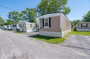 743 Forest Park Ave, Middletown, RI 02842 - Photo 14