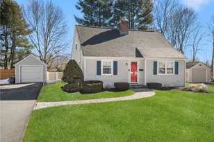 58 Meredith Dr, Cranston, RI 02920 - Photo 2