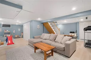 58 Meredith Dr, Cranston, RI 02920 - Photo 30