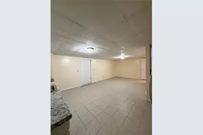 1302 Elmwood Avenue, Providence, RI 02910 - Photo 28