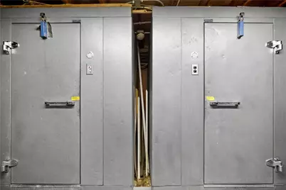 693 Oaklawn Avenue, Cranston, RI 02920 - Photo 12