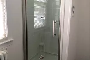 22 Carroll Ave, Newport, RI 02840 - Photo 18