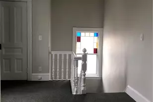 22 Carroll Ave, Newport, RI 02840 - Photo 6