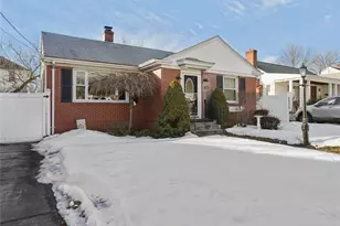 30 Lark Ave, Cranston, RI 02920 - Photo 2