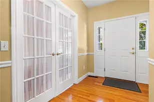 30 Fox Ridge Cir, South Kingstown, RI 02879 - Photo 6