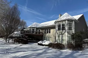 30 Fox Ridge Cir, South Kingstown, RI 02879 - Photo 4