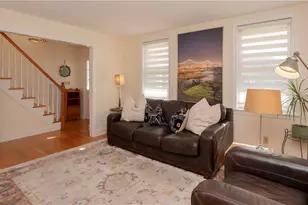 14 Lee Ave, Newport, RI 02840 - Photo 6