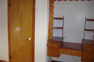 18 Burnside St, Cranston, RI 02910 - Photo 12