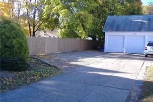 18 Burnside St, Cranston, RI 02910 - Photo 20