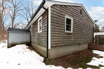 327 Beachwood Drive, Warwick, RI 02818 - Photo 12