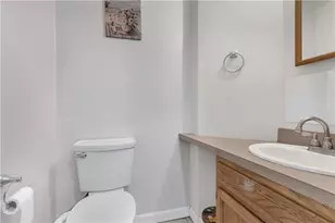 71 Colfax St, Providence, RI 02905 - Photo 14