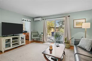 139 Seabreeze Dr, North Kingstown, RI 02852 - Photo 14