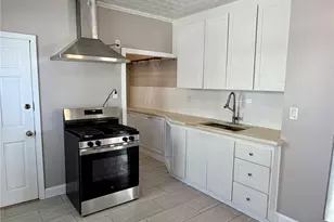 199 Morris Ave, Pawtucket, RI 02860 - Photo 6