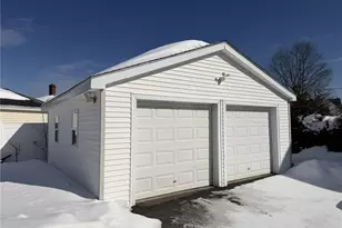 199 Morris Ave, Pawtucket, RI 02860 - Photo 10