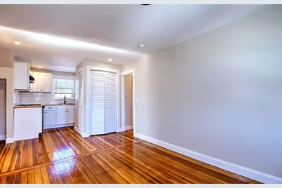 45 Gordon Street, Cranston, RI 02910 - Photo 6