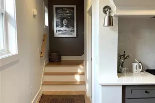 137 Almy St, Providence, RI 02909 - Photo 10