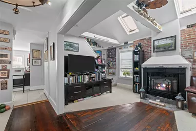 21 Slocum Street, Newport, RI 02840 - Photo 8