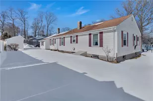 137 Colonial Ave, Cumberland, RI 02864 - Photo 24
