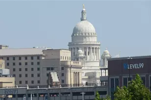 24 Jones St, Providence, RI 02903 - Photo 4