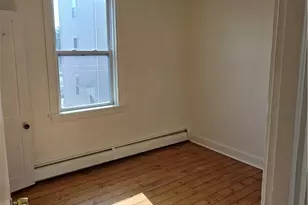 24 Jones St, Providence, RI 02903 - Photo 36