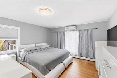 928 Admiral Street, Providence, RI 02904 - Photo 14