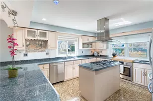928 Admiral St, Providence, RI 02904 - Photo 1